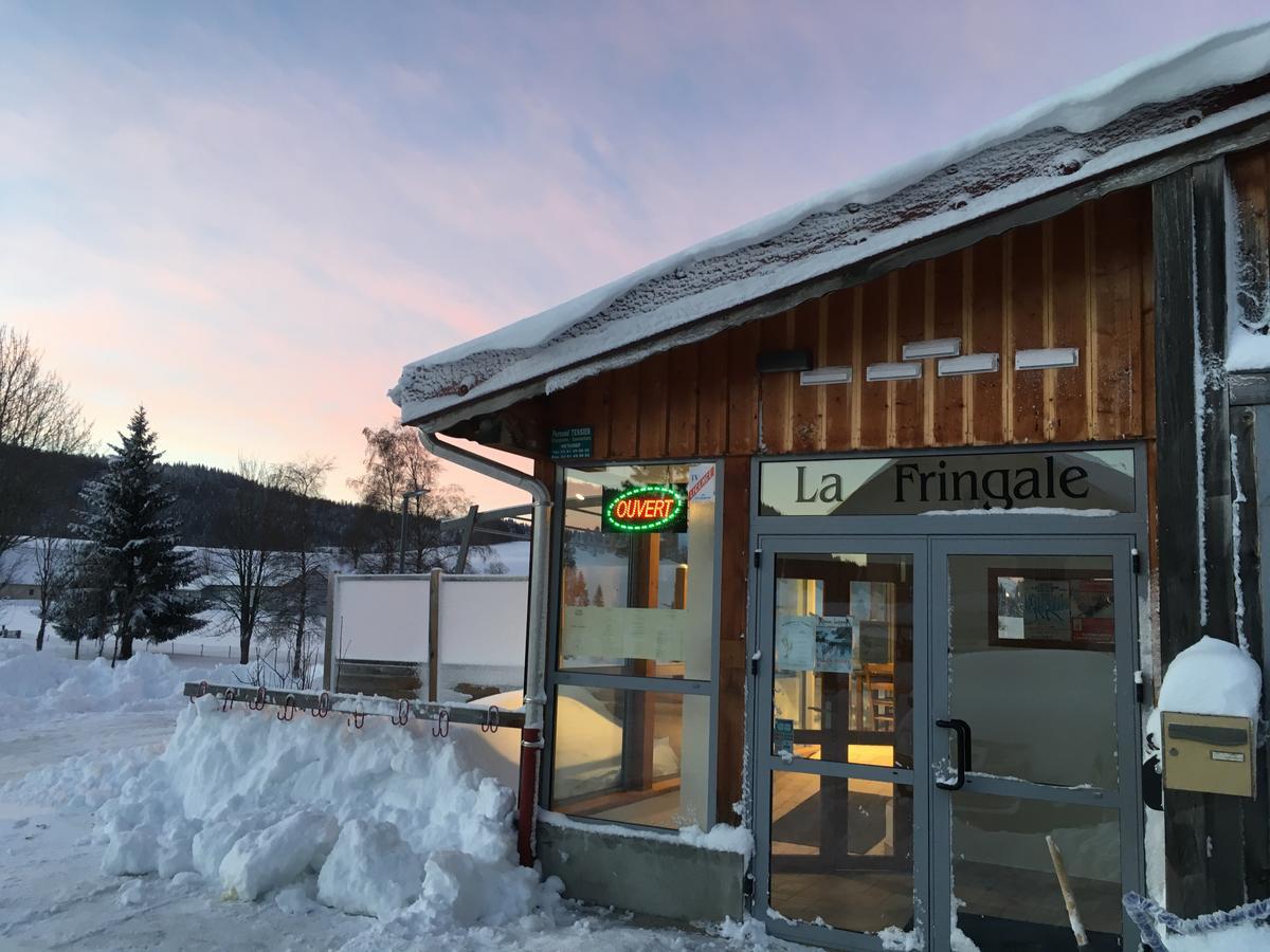 La Chaux Neuve Hotel Les Tremplins מראה חיצוני תמונה
