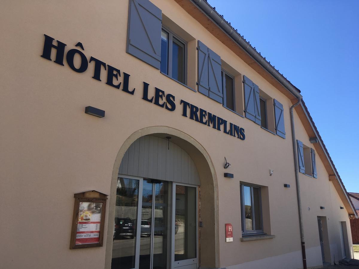La Chaux Neuve Hotel Les Tremplins מראה חיצוני תמונה