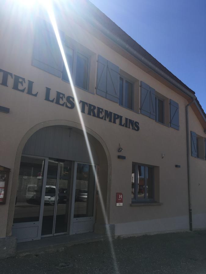 La Chaux Neuve Hotel Les Tremplins מראה חיצוני תמונה