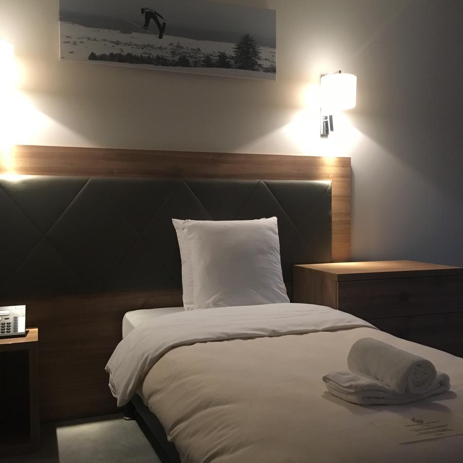 La Chaux Neuve Hotel Les Tremplins מראה חיצוני תמונה